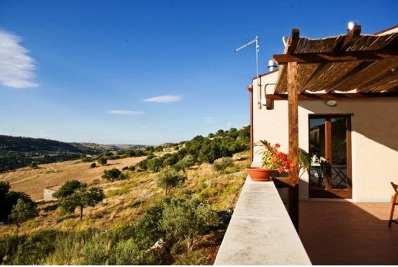 Casa Vacanze Modicarte מראה חיצוני תמונה